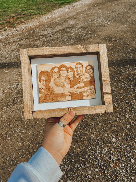 Wooden engraved Photo sign